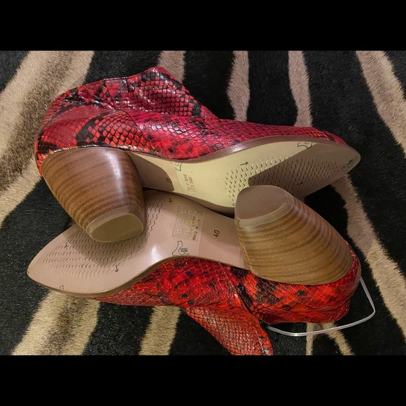 LBERTO ZAGO Snakeskin-Effect Leather Ankle Booties - Picture 7 of 9